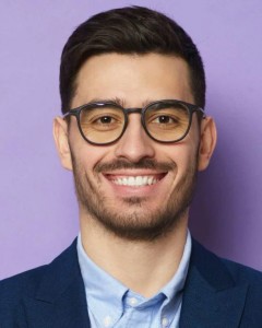 Custom image caption